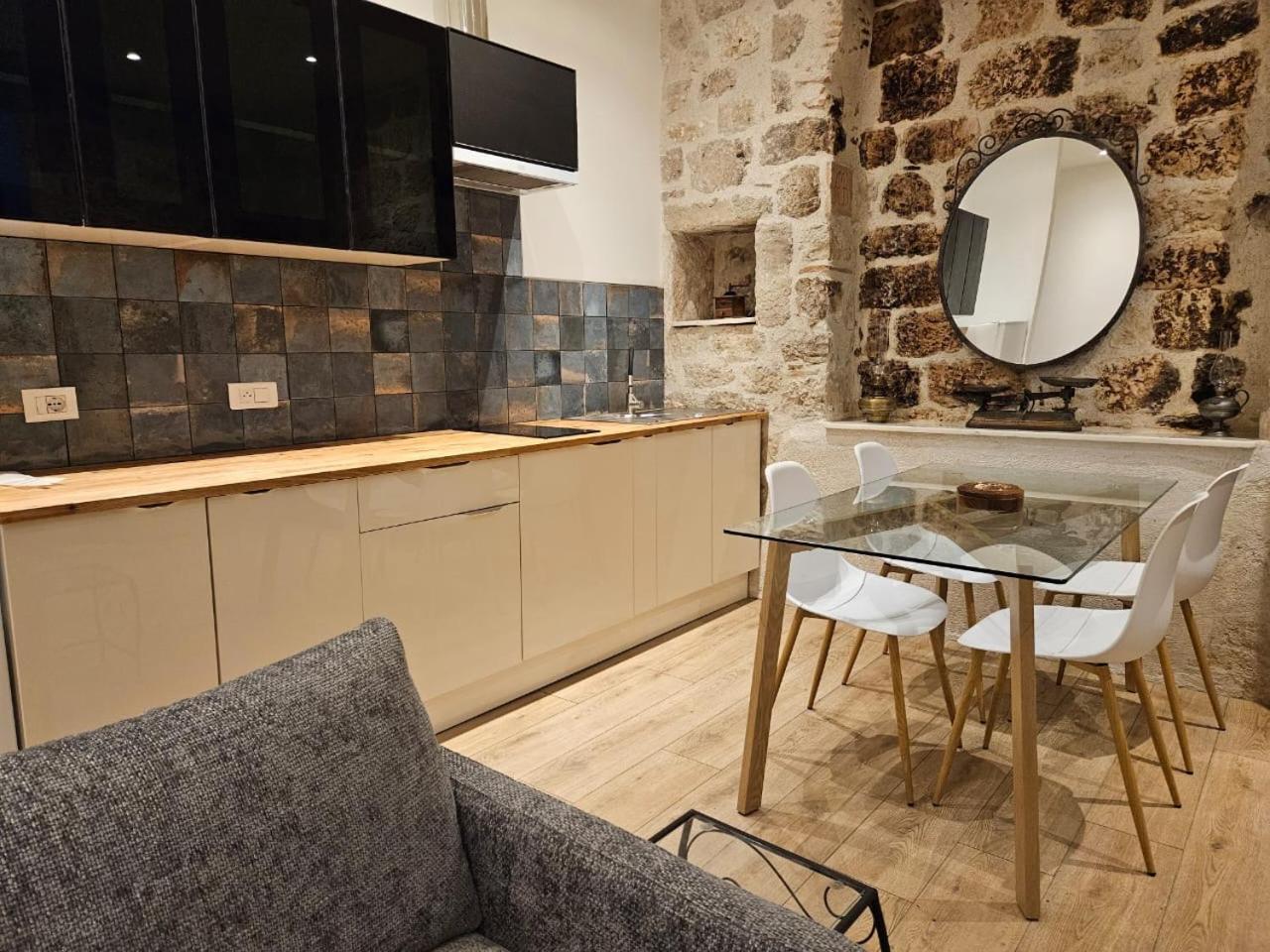 Le Beffroi Aparthotel Tournon-d'Agenais Exterior photo